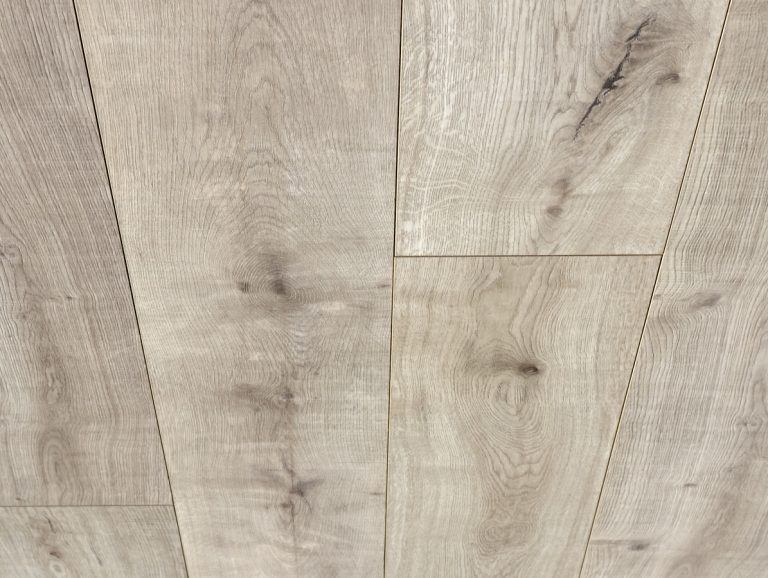 Opal Cream REMI7040 R6