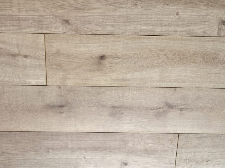 Opal Cream REMI7040 R8